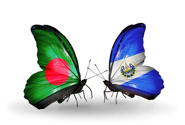 Motýli s Bangladéšem a salvador vlajky na křídlech — Stock fotografie