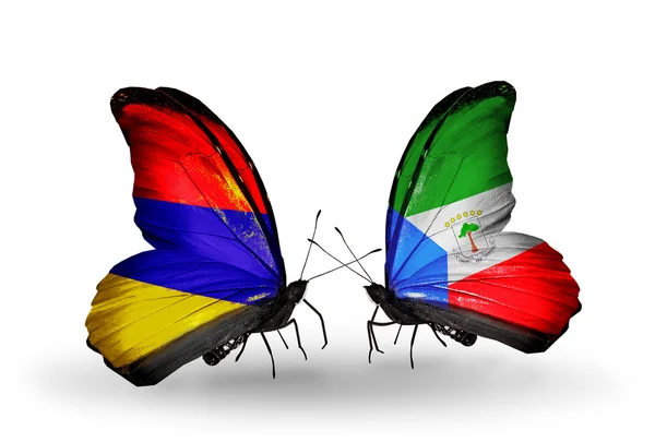 Mariposas con banderas de Armenia y Guinea Ecuatorial en alas — Foto de Stock