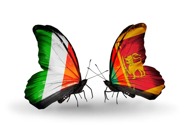 Borboletas com bandeiras da Irlanda e do Sri Lanka em asas — Fotografia de Stock