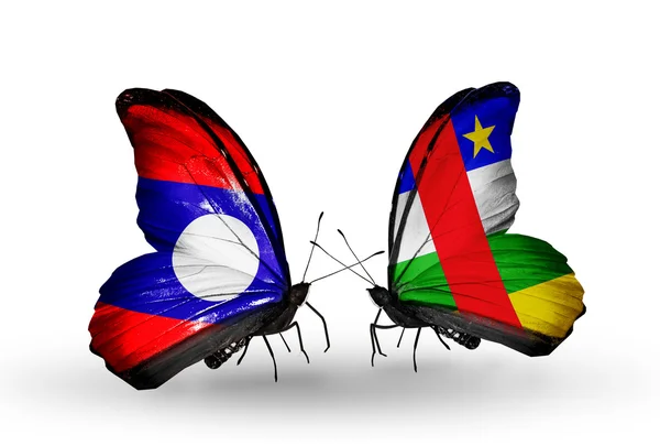 Motyle z Laosu i Republiki Afryki Środkowej flagi na skrzydłach — Zdjęcie stockowe
