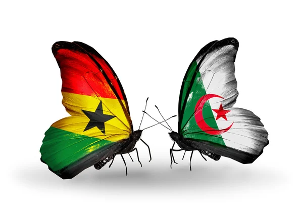Papillons avec drapeaux Ghana et Algérie sur les ailes — Photo