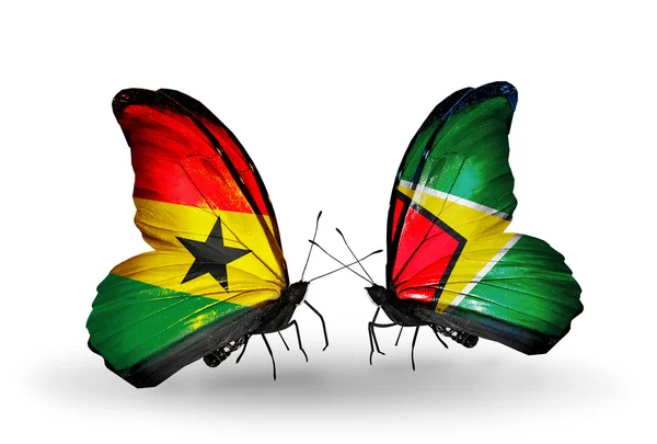 Papillons avec drapeaux Ghana et Guyane sur les ailes — Photo