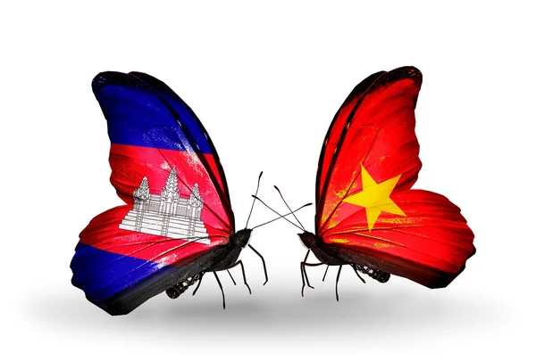 Бабочки с флагами Камбоджи и Вьетнама на крыльях — стоковое фото