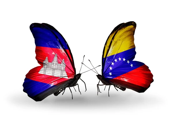 Vlinders met Cambodja en venezuela vlaggen op vleugels — Stockfoto