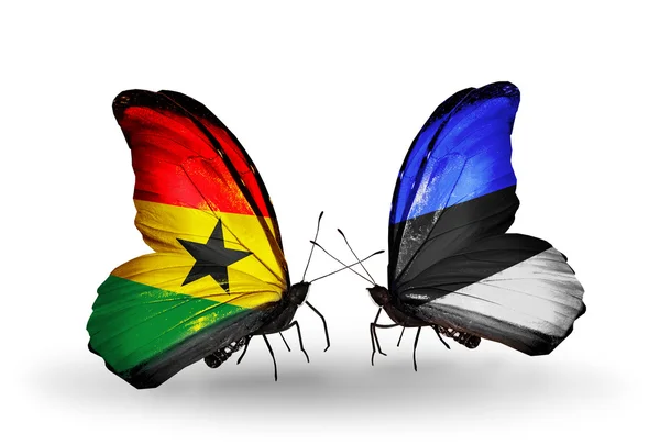 蝴蝶翅膀上的加纳和爱沙尼亚国旗 — 图库照片
