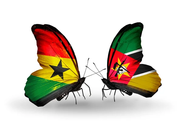 Butterflies with Ghana and  Mozambique flags on wings — Stock Photo, Image