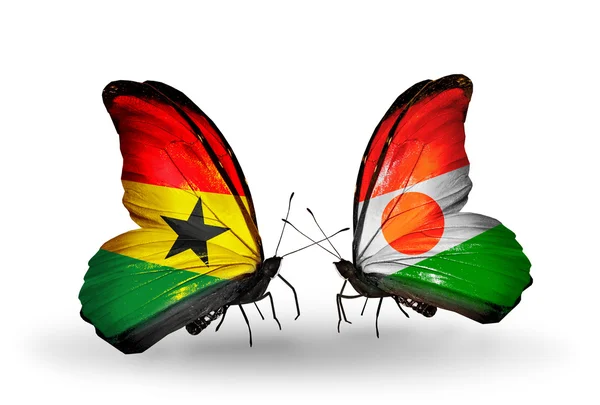 Papillons avec drapeaux Ghana et Niger sur les ailes — Photo