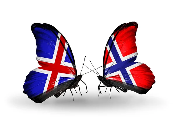 Mariposas con banderas de Islandia y Noruega en alas — Foto de Stock