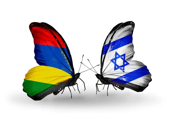 Fjärilar med mauritius och israel flaggor — Stockfoto