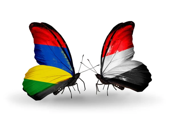 Papillons avec drapeaux Maurice et Yémen — Photo