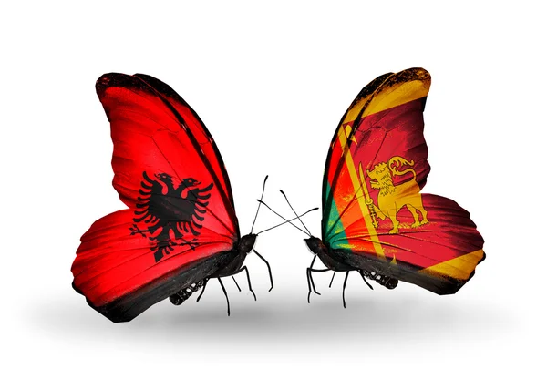 Arnavutluk ve sri lanka bayrağı ile kelebekler — Stok fotoğraf