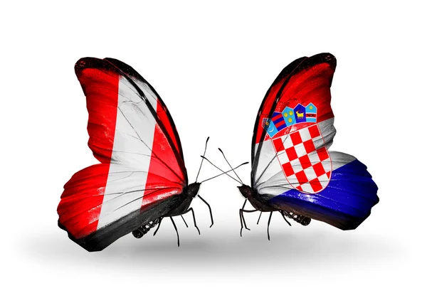Butterflies with Peru and Croatia flags — Stock Photo, Image
