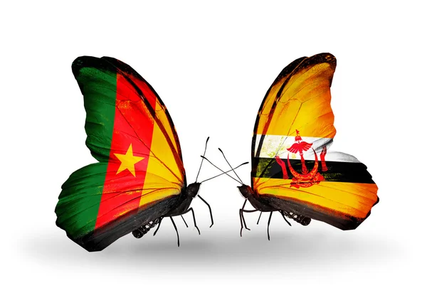 Butterflies with Cameroon and Brunei flags — Stock Photo, Image