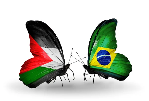 Mariposas con banderas de Palestina y Brasil — Foto de Stock