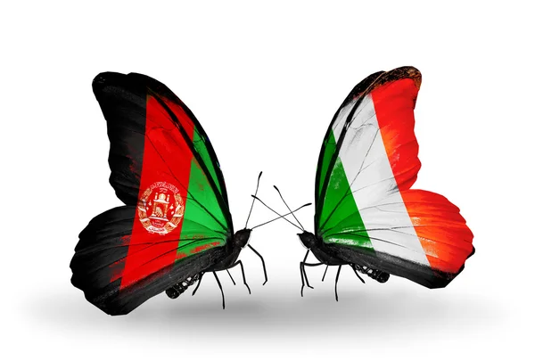 Borboletas com bandeiras do Afeganistão e da Irlanda — Fotografia de Stock