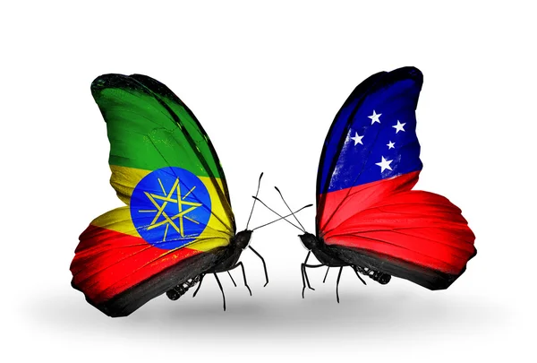 Dos mariposas con banderas de Etiopía y Samoa — Foto de Stock