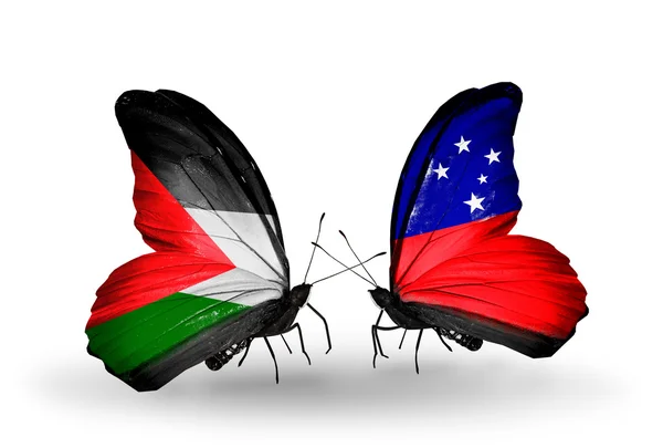 Dos mariposas con banderas de Palestina y Samoa — Foto de Stock