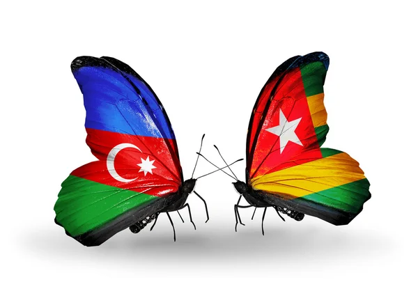 Dos mariposas con banderas de Azerbaiyán y Togo — Foto de Stock