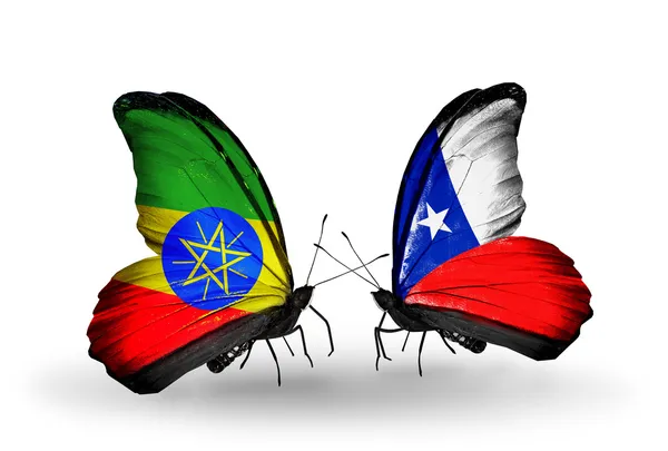 Dva motýli s vlajkami Etiopie a chile — Stock fotografie