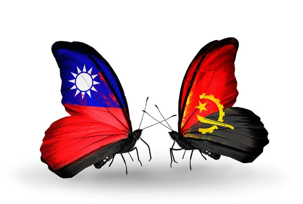 Бабочки с флагами Тайваня и Анголы — стоковое фото