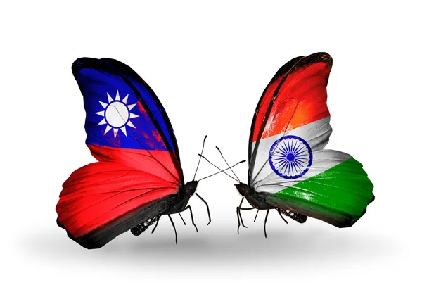 Papillons avec drapeaux de Taiwan et de l'Inde sur les ailes — Photo