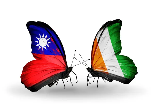 Papillons avec drapeaux Taïwan et Côte d'Ivoire sur les ailes — Photo