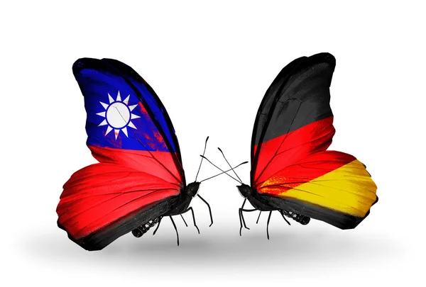 Motyle z Tajwanu i Niemcy flagi na skrzydłach — Zdjęcie stockowe