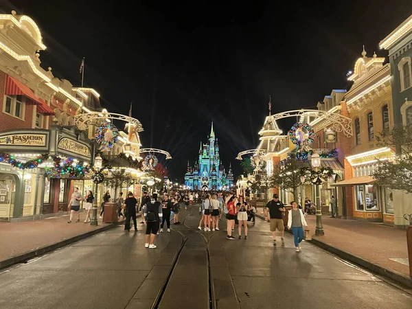 Widok Dół Main Street Usa Zamek Kopciuszka Walt Disney World — Zdjęcie stockowe