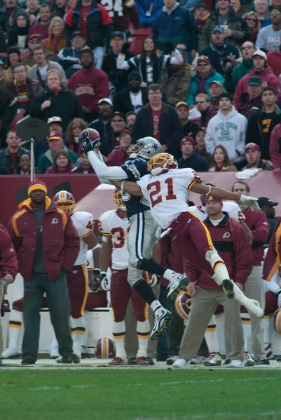 Washington Redskins Fred Smoot Intenta Romper Pase Profundo Durante Partido — Foto de Stock