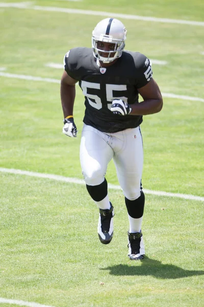 Novato Oakland Raiders Rolando Mcclain Participa Sesión Fotos Rookie Nfl — Foto de Stock