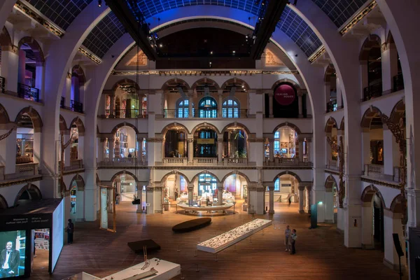 Tropenmuseum Ana Salonu 27-8-2021 Hollanda