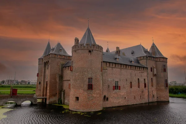 Rode Lucht Bij Muiderslot Kasteel Bij Muiden 2021 — Stockfoto