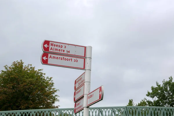 Street Direction Sign Muiden Holandia 2021 — Zdjęcie stockowe