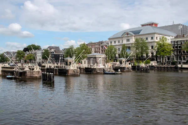 Amsterdam Daki Amstel Nehri Bakış Hollanda 2021 — Stok fotoğraf