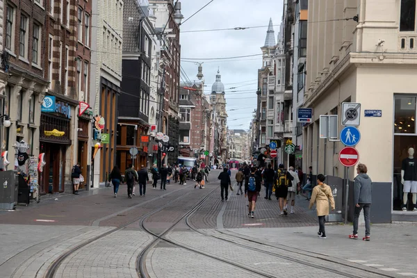 Widok Ulicę Leidsestraat Amsterdamie Holandia 2021 — Zdjęcie stockowe