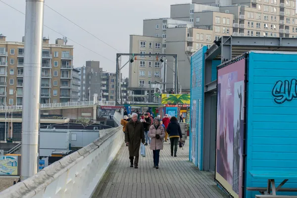 Walking Billboard Pier Scheveningen Beach Hague Нідерланди 2019 — стокове фото