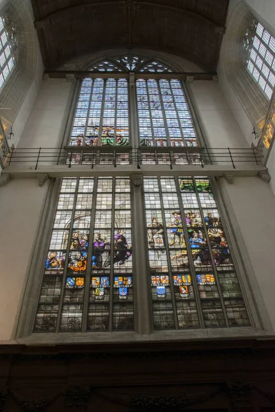 アムステルダムの新しい教会でステンドグラスの窓 オランダ15 2019 — ストック写真