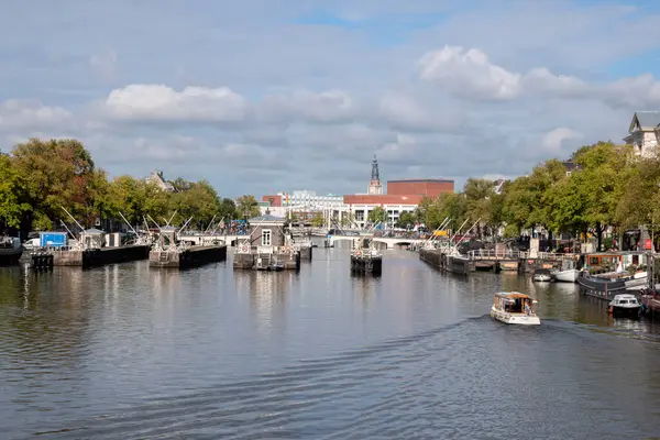 Amstelsluizen Sluices Magerebrug Bridge Amstel River Amsterdam Paesi Bassi 2020 — Foto Stock