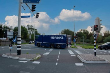 Diemen 'e Para Taşıma Kamyonu Getirdi Hollanda 12-10-2020