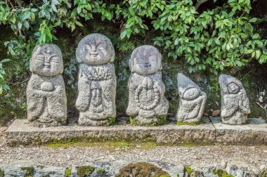 Arashiyama Kyoto 'daki Tenryuji Zen Tapınağı' nın Buda Heykelleri 2015