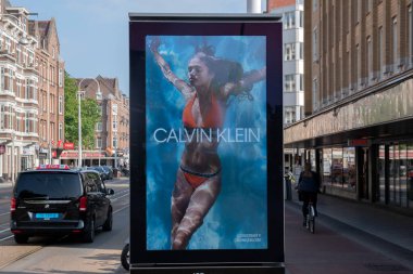 Billboard Calvin Klein Amsterdam 'da Hollanda 10-6-2020