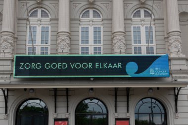 Billboard Concertgebouw Binası Zorg Voor Elkaar 2 Mayıs 2020
