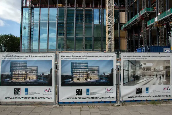 公告牌 新司法法院大楼于2019年9月12日在阿姆斯特丹建成 — 图库照片