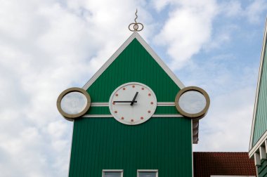 Zaandam Belediye Binası Saat 23-10-2019 Hollanda
