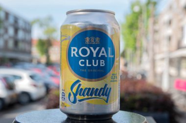 Hollanda 22 Mayıs 2020 'de Amsterdam' da Royal Club Shandy Can 'ı kapatın.
