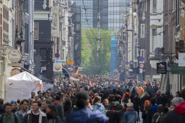 Amsterdam 'da Kingsday Kalabalığı 27-4-2019