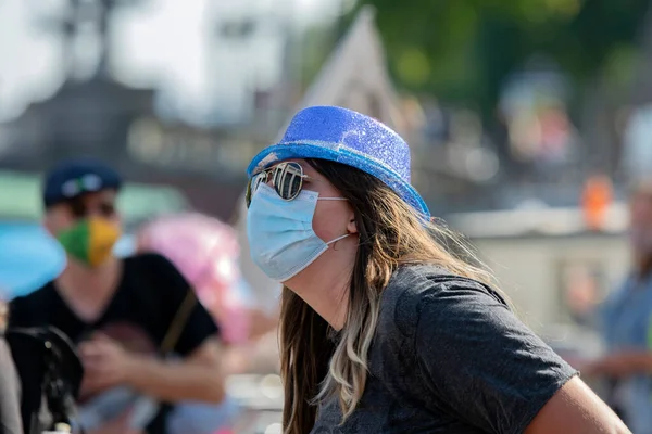 Hollanda 19-9-2020 Amsterdam Stopera Binası 'ndaki İsyanın Yok Olma Gösterisinde Gösterici