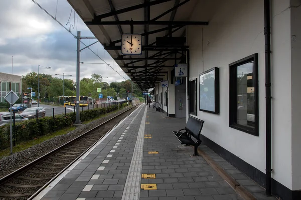 Leerer Bahnsteig Bahnhof Von Bilthoven Niederlande 2020 — Stockfoto