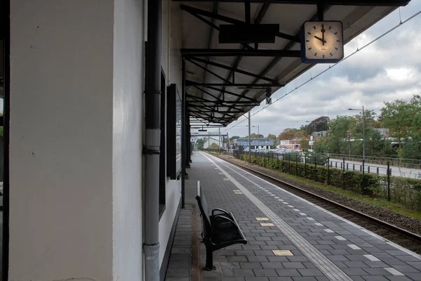 Plataforma Vacía Estación Tren Bilthoven Países Bajos 2020 — Foto de Stock