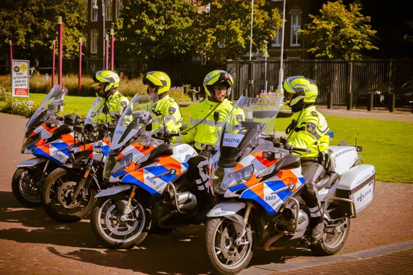 Grupo Policías Con Motores Ámsterdam Países Bajos 2020 — Foto de Stock